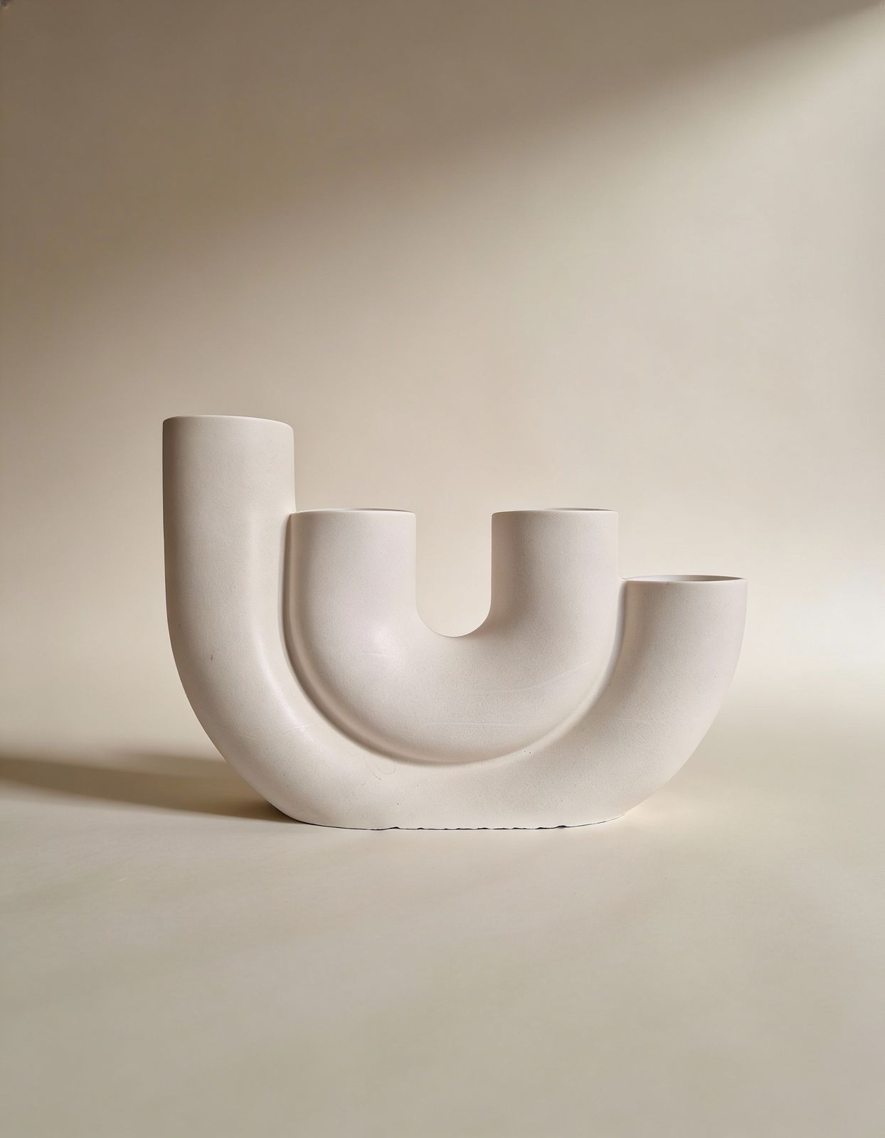 Unique - Castiçais em Jesmonite